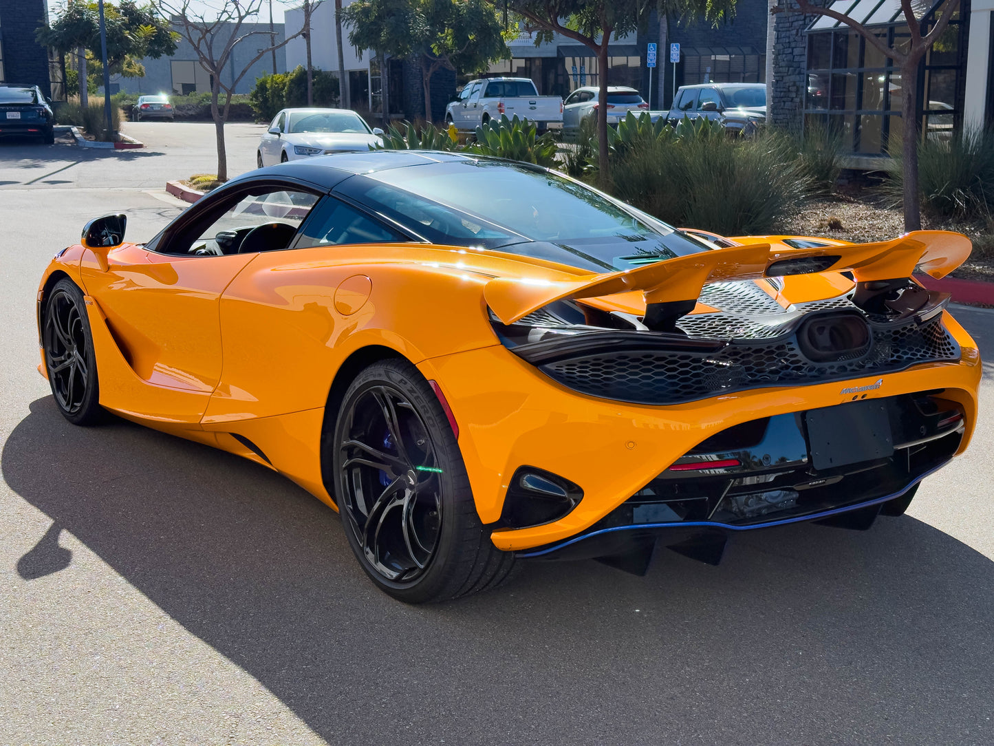 2024 McLaren 750S MSO Papaya Spark w/ Burton Blue (Bespoke F1 MCL 33 Livery) For Sale